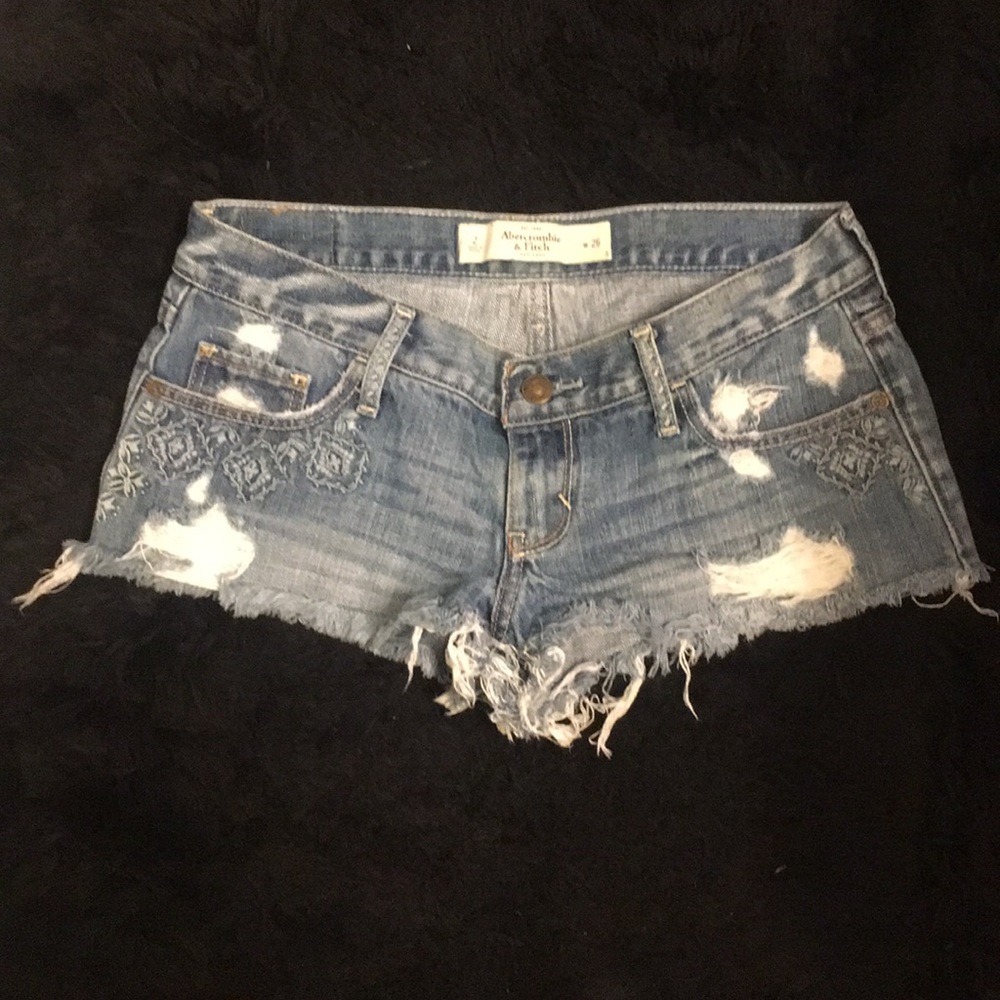 Abercrombie & Fitch short shorts